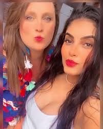 Débora Castro (@deborahcnogueira) • Instagram photos and videos