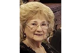 Laurel Gilbert's Instagram, Twitter & Facebook