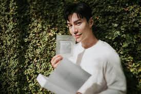 He is best known for his works in story of yanxi palace (2018). Actor Lawrence Wong Wants To Do It All Entertainment News Top Stories Celebrity Land International