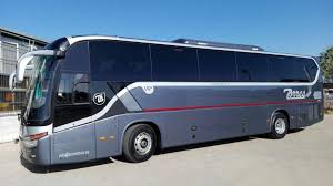 Nuestra flotilla de lujo, autobuses climatizados, un personal altamente capacitado, tanto abordo como en las terminales santo domingo: Alquiler De Autocares Y Autobuses Para Bodas En Madrid Alquiler Autobus Bodas En Madrid