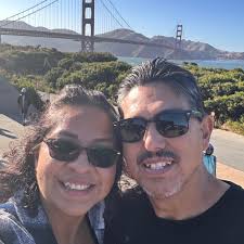 Still need a few more selfies for a project. Find one you like, and post it  here: hitrecord.app.link/favoriteselfies