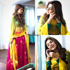 11 Likes 1 Comments Fizzacreations On Instagram Bepannaah Janmashtami Special Cutiepies Coup Beautiful Indian Actress Jennifer Winget Jennifer Dress