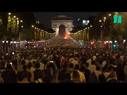 Coupe du monde féminine fifa 2019. La France En Finale Les Images Des Champs Elysees En Fete Youtube
