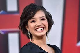 Watch: Peyton Elizabeth Lee, Milo Manheim star in Disney+ film 'Prom Pact' 