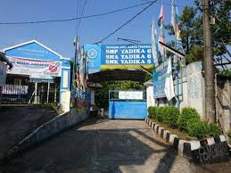 Ibarat helm, yadika ini sudah sni. Smk Yadika 5