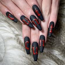 All of these nail art designs look great on any hand, and each nail art design is something that fits whatever mood or outfit you might create. 22 Best Matte Black Coffin Nails For 2021 Naildesigncode
