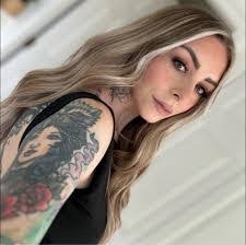 Amber Kirkpatrick's Instagram, Twitter & Facebook