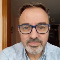 8 "Fred Sainz" profiles