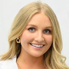 Stacy Pineda's Instagram, Twitter & Facebook