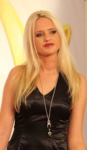 Dschungelcamp gntm germanys next hollywood models menschen paillettenrock pailletten david. Datei Sarah Knappik Kinderlachengala Jpg Wikipedia