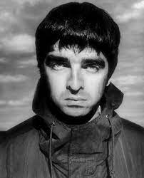 The episode sees noel discussing his decade with the band, during. Pin Pa Noel Gallagher