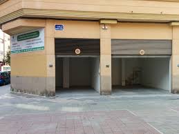 Alquiler de coches de caballos para bodas y acontecimientos, disponemos de varios modelos de carruajes y nuestros caballos. Alquiler De Plaza De Garaje Para 2 Coches En Albacete
