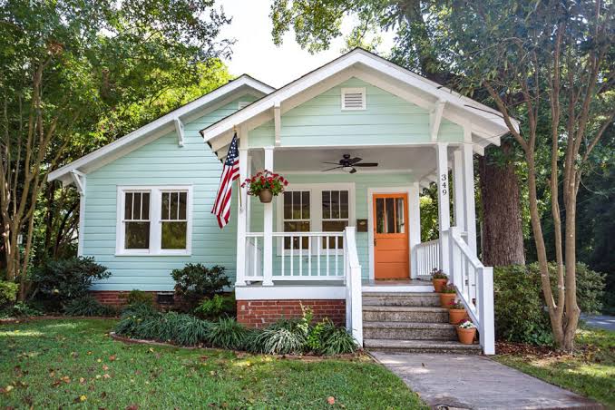 Well-maintained front porch with fresh paint on a Forest Hill Richmond VA home