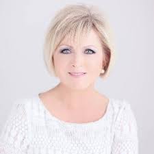 Stefanie Decker (@KWStefanie)