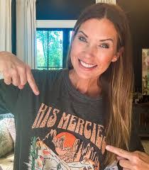 Crystal Crisp's Instagram, Twitter & Facebook