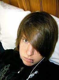 Good long hairstyles for boys are quite rare, that's why young men tend to choose something short and simple. Short Emo Haircuts For Men Novocom Top