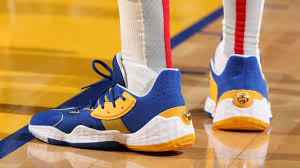 All styles and colors available in the official adidas online store. Official Foot Fire On Twitter The Adidas Harden Vol 4 Warriors From The Su Casa Mi Casa Pack Are Out Now For Under 100 Link Https T Co Eopii8b6sh Https T Co 6wpvhroqte