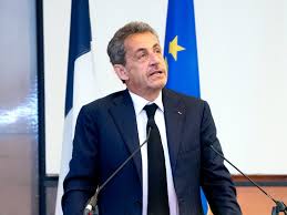Последние твиты от nicolas sarkozy (@nicolassarkozy). 7rfq1apev Skym