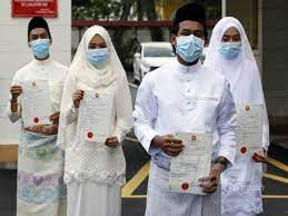 Kelonggaran itu diberikan susulan perintah kawalan pergerakan bersyarat (pkpb). Upacara Adat Istiadat Dalam Majlis Akad Nikah Tidak Dibenarkan Pesuruhjaya Jheat