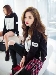 Hasil gambar untuk korean girl beauty