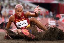 Jun 11, 2021 · yulimar rojas quedó lejos del récord mundial en salto triple. Zccuiado6r4ncm