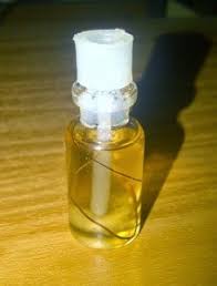 Tanpa perlu jadi ganteng atau kaya terlebih dahulu, siapa pun bisa didapatkan. Minyak Bulu Perindu Ampuh A Photo On Flickriver