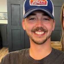 Alan Klar's Instagram, Twitter & Facebook