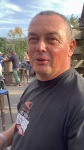 Il sillonne les longues distances à travers la France après des années de  compétition en Speed sail, Pascal Malcoste est au micro pour sa seconde  TRANSRADE ! @transradebrestwind #windsurf #windfoil ...