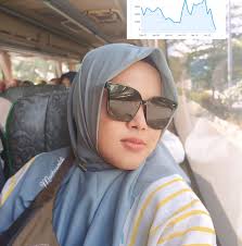 Hey everybody! I'm new to this group. I'm seeking some advice, hopefully  holistic in nature. I have a cat that just came home from the animal  hospital last night after a rough