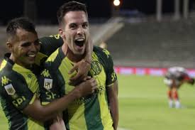 Aldosivi (@clubaldosivi) june 24, 2021 además, el delantero de 34 años se desvinculó de estudiantes para llegar a aldosivi , donde intentará recuperar el nivel que alguna vez tuvo y sumará en el plantel que conduce fernando gago con una impronta que gustó desde lo futbolístico, pero que debe la cuota de los resultados. Aldosivi Golea A Arsenal En El Primer Triunfo De Gago Como Director Tecnico