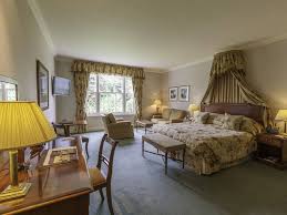 The closest london luton airport is situated in 3 km from the hotel. Luton Hoo Hotel Golf Spa Room And Bedroom Information Gallery Of Pictures