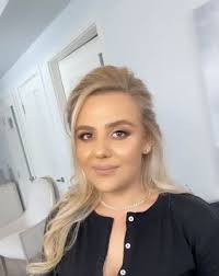 Rose's Hair , 840 Foothill Blvd, La Canada Flintridge, CA 91011, US