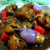 1/4 dada ayam 3 buah ampla ayam( boleh skip) 3 buah hati ayam( boleh skip) 1 buah bawang bombay 1 siung baput iris 1 cabe merah besar iris 1 cabe. 1