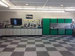 Looking for quality and solid hardwood flooring for interior of your home? Racedeck Garage Flooring Tiles In Home Garage Shop Modern Gartenhaus Salt Lake City Von Racedeck