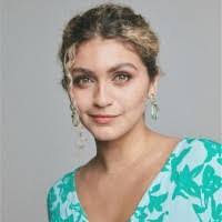 Carol Nieves's Instagram, Twitter & Facebook