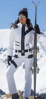 Larry adler is recognised as australia's leading authority on ski equipment and boot fitting, a fact substantiated by his appointment as australian national ski team's official boot fitter for the past 30 years. Spyder Women S Eternity 1 Teiliger Skianzug In Weiss Prinzessin Nahte Abnehmen Outfit Gq Skiing Outfit Womens Ski Outfits Ski Fashion Womens