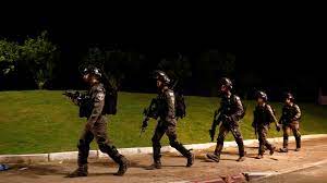 מִשְׂרַד הַבִּטָּחוֹן، ميصراد هابيتاخون)، هي الجهة الحكومية المسؤولة عن الدفاع عن دولة إسرائيل ضد التهديدات العسكرية الداخلية والخارجية. Ø§Ø¹ØªÙ‚Ø§Ù„ 3 Ù…ÙˆØ§Ø·Ù†ÙŠÙ† Ø¹Ø±Ø¨ Ø¨Ø¹Ø¯ Ø§Ù‚ØªØ­Ø§Ù…Ù‡Ù… Ù…Ù‚Ø± ÙˆØ²Ø§Ø±Ø© Ø§Ù„Ø¯ÙØ§Ø¹ Ø§Ù„Ø¥Ø³Ø±Ø§Ø¦ÙŠÙ„ÙŠØ© Rt Arabic