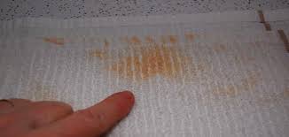 طريقة لإزالة الصدأ من الملابس حياتك