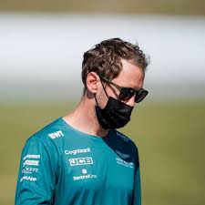 In the times when celebrities, especially formula one drivers want to publish, and showcase, everything on social media, vettel remains adamant that he will not be joining social media anytime soon. Formel 1 Mieses Spiel Mit Sebastian Vettel Sport A Z