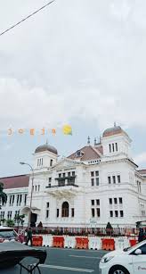H O L I D E Fiaulia19 Jogja Jogjakarta Yogyakarta Yogya Holiday Liburan Titiknolkm Malioboro Bankindones Gambar Kota Fotografi Fotografi Perjalanan