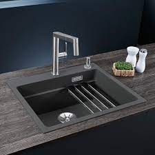 The finest materials, including stone, copper and ceramic, are carefully culled from around the world and crafted into sinks that are both special and essential. Kitchen Sinks For Undercounter Units From 60 Cm Reuter Com
