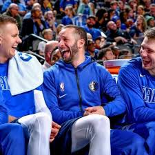 How tall is luka doncic? Luka Doncic Takes A Shot At J J Barea About His Height Fadeaway World