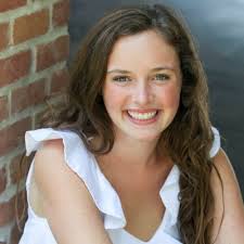 This morning, I had the honor of meeting President and Mrs. Bush as part of  my legal externship at the George W. Bush Presidential Center. As my  externship comes to a close,