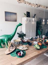 Het waren reusachtige grote dieren. Dino Verjaardagsfeest Geven Tips En Ideetjes Unicorns Fairytales
