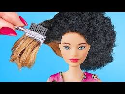Oyuncak Bebeklerle Oynamak Icin Gec Kalmis Sayilmazsiniz 15 Barbie Hilesi Youtube Barbie Ambalaj Kagidi Oyuncak