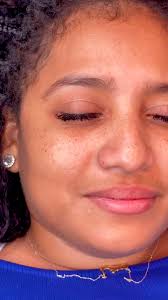 Guys I need help. It was her first time doing fusion lashes and I’ve done  newbies before. One eye dropped but one didn’t and I used CC at the end.  She wanted hybrid. Any suggestions