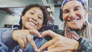 Keflavik International Airport, ICELAND Exit Exitto to Iceland ← BAKI