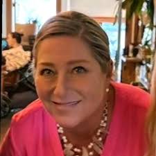 Stay connected to the really great people you have worked with, authentic  relationships last, and you may end up collaborating and inspiring each  other or even working together again. People are… |