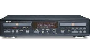 A rackmount media player that offers many playback options from cassette to cd to usb flash media. Denon Cdr W1500 Dual Well Cd Player Recorder At Crutchfield