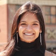 Carly Doran's Instagram, Twitter & Facebook